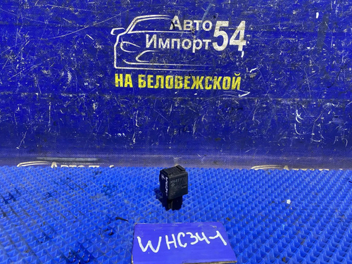 Реле поворотов NISSAN STAGEA 1996-1998