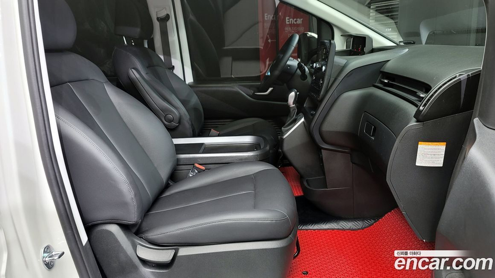 Hyundai Staria HEV 1.6 Cargo 5-и местный (05.2024)