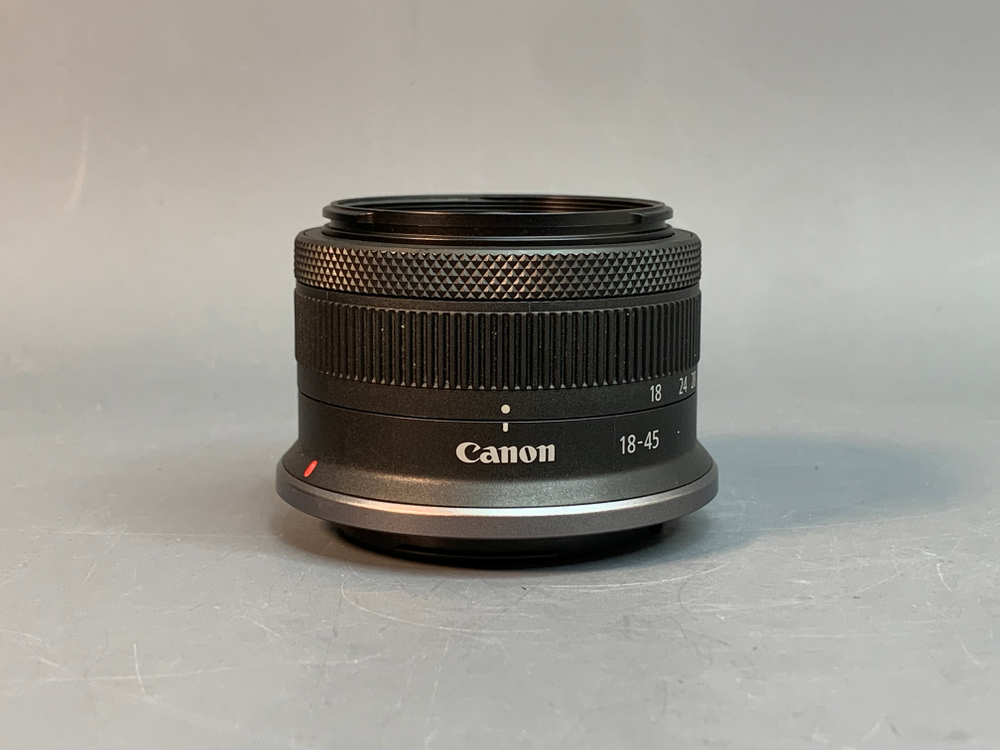 Canon EOS R50 Kit 18-45mm 8.000 кадров