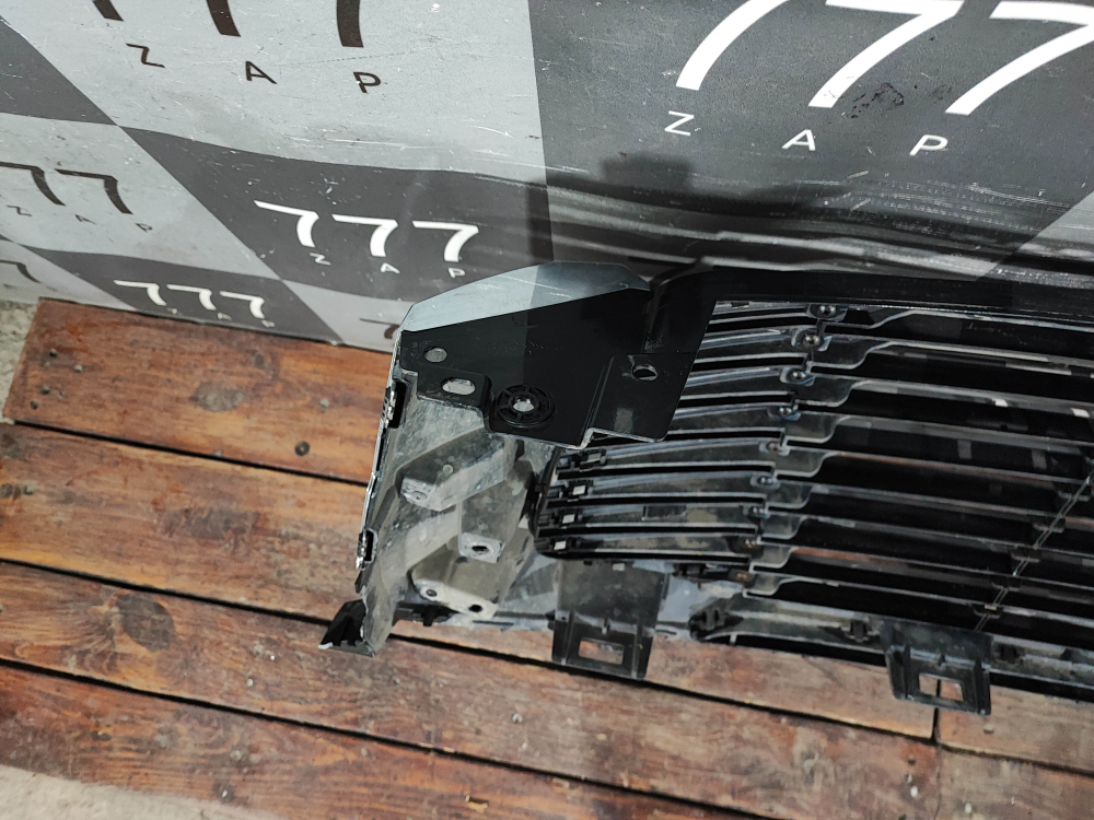 Решетка радиатора Tank 500 21-нв Б/У Оригинал 5509200XKV3CA