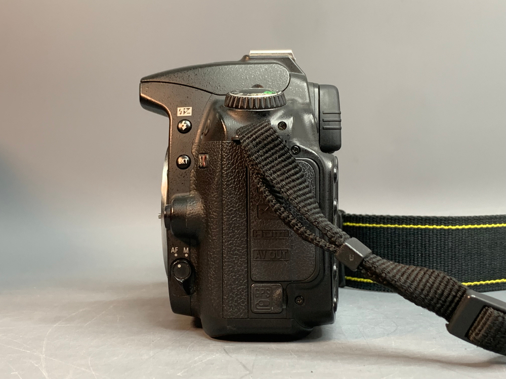 Nikon D90