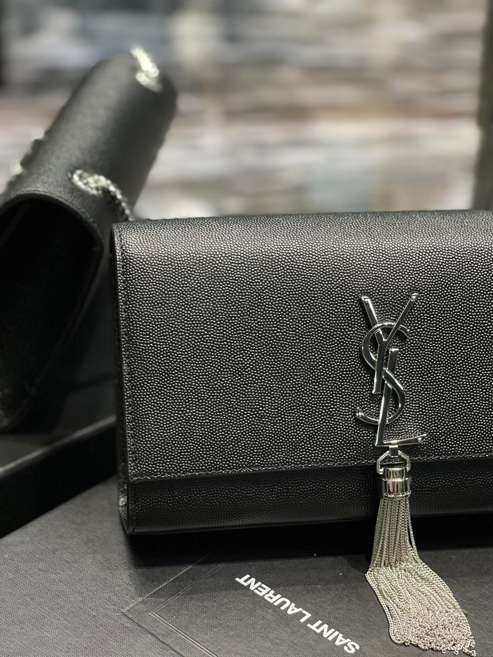 Saint Laurent Kate Medium Bag 24 cm