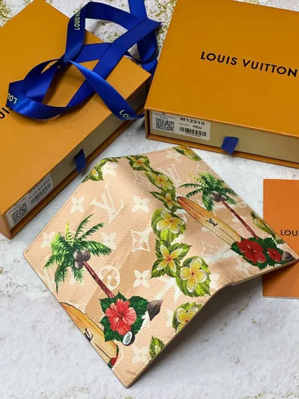 Обложка для паспорта Louis Vuitton Monogram Surfin