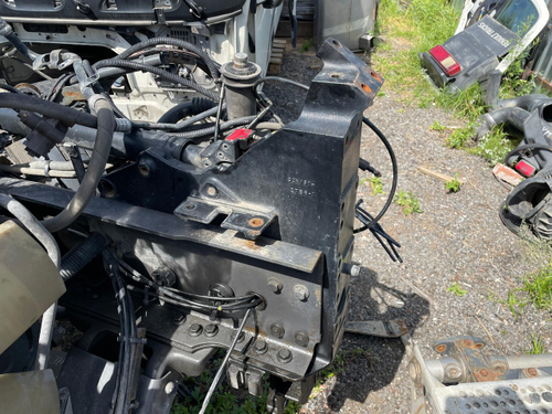 Кронштейн буксировочный левый 2016г.