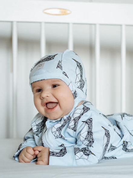 Утеплённый чепчик Mjölk Пингвины