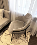 Стул на металлокаркасе Woodville Инклес дымчатый, черный глянец