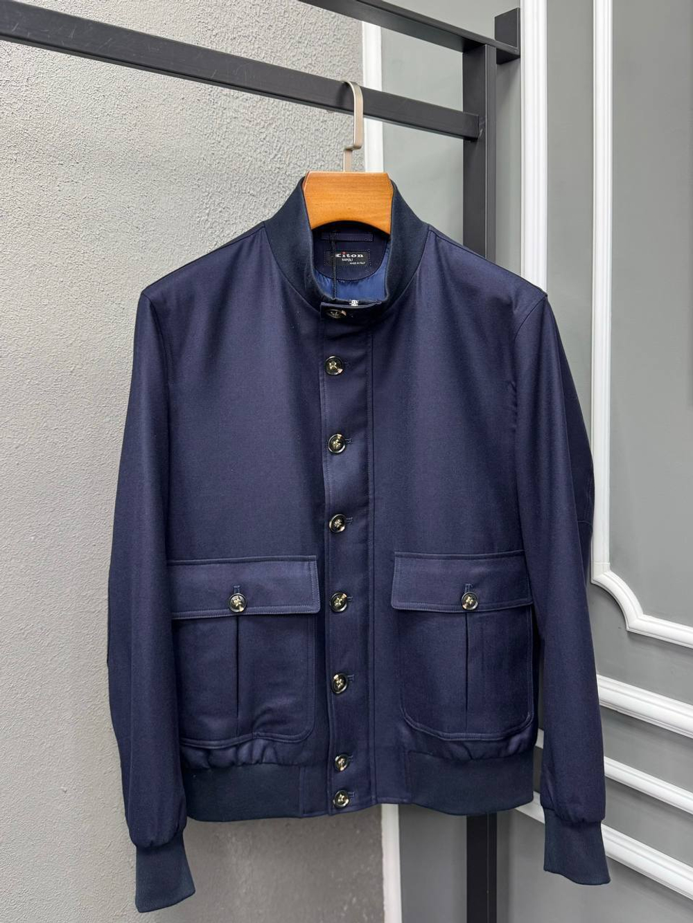Прогулочный костюм Kiton