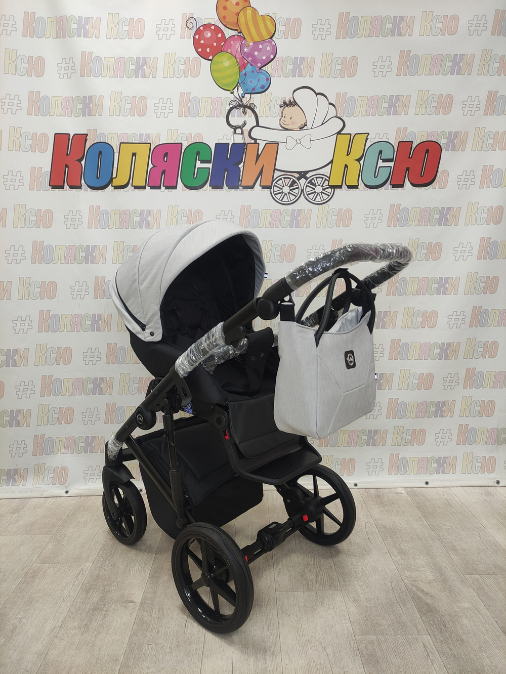 Коляска модульная Adamex Mobi Air M-PS104