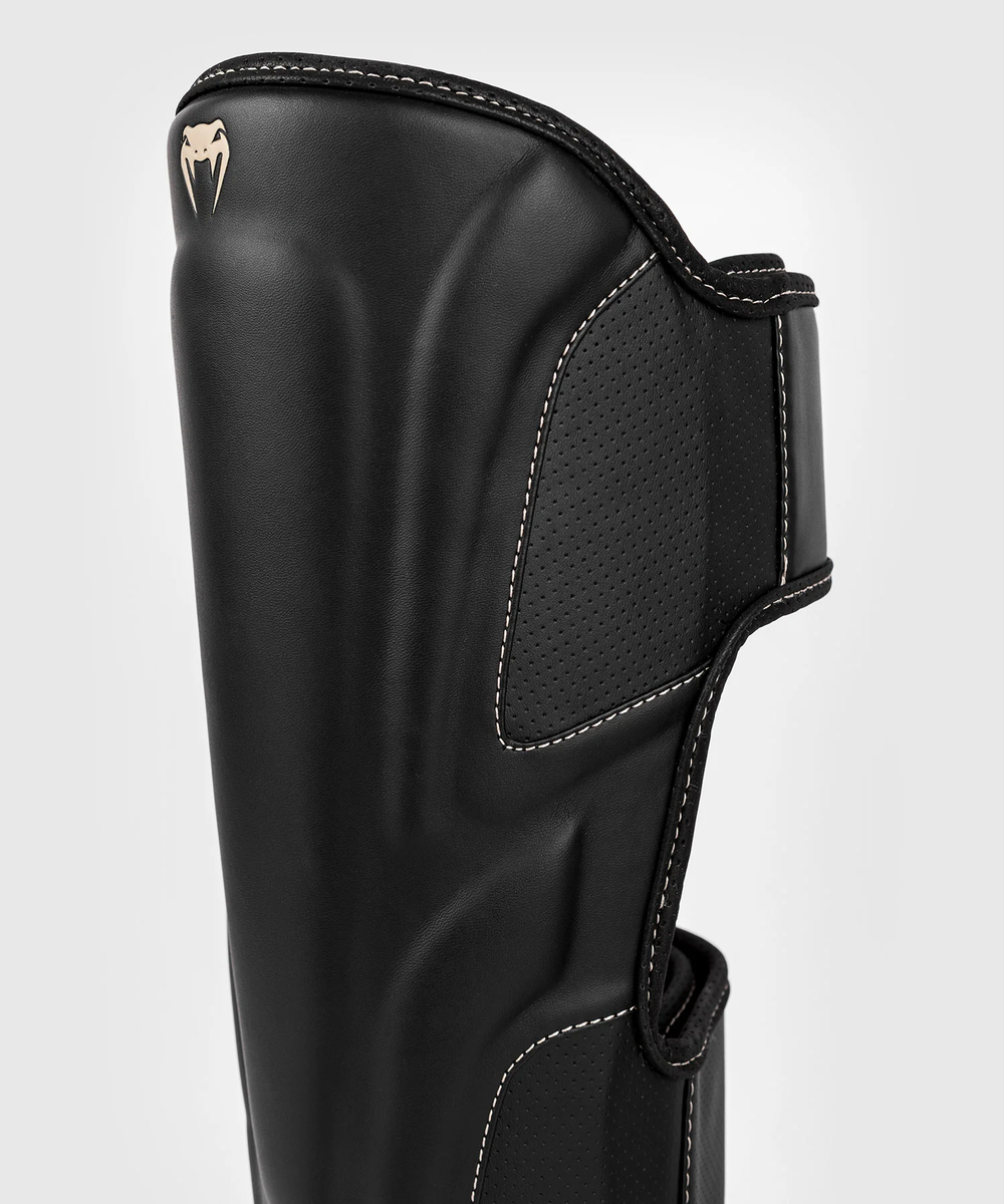 Щитки Venum Impact Evo Black/Beige