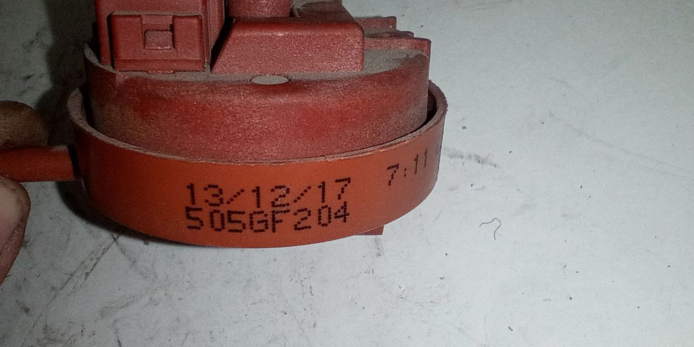 9 Датчик уровня воды (прессостат) для стиральной машины Gorenje 375199 б/у