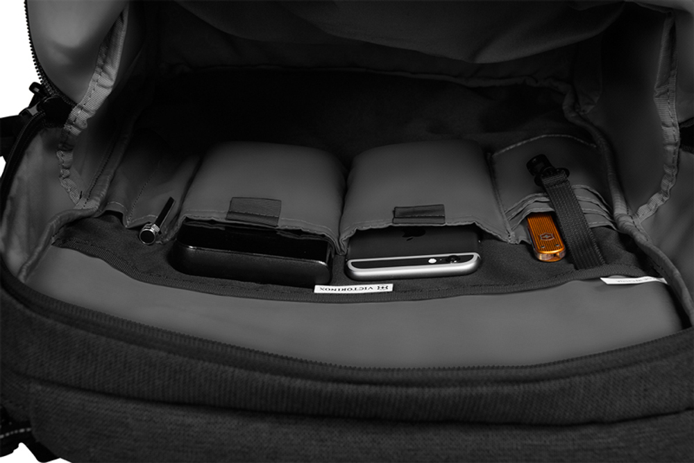 Рюкзак Victorinox Altmont Classic Deluxe Laptop 15'', чёрный, 30x15x48 см, 21 л