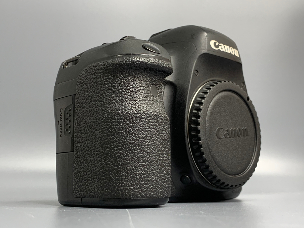 Canon 6D Mark II 105.000 кадров