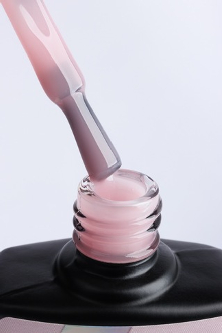 Камуфлирующая жесткая бескислотная база RockNail 42 Daring, 10мл.