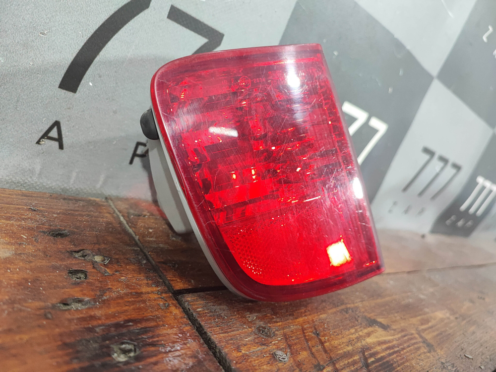 ПТФ задний левый Toyota Land Cruiser 200 07-15 Б/У Оригинал 8145660031