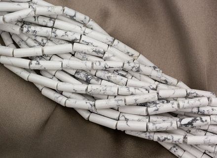 Нить бусин из говлита, 13мм