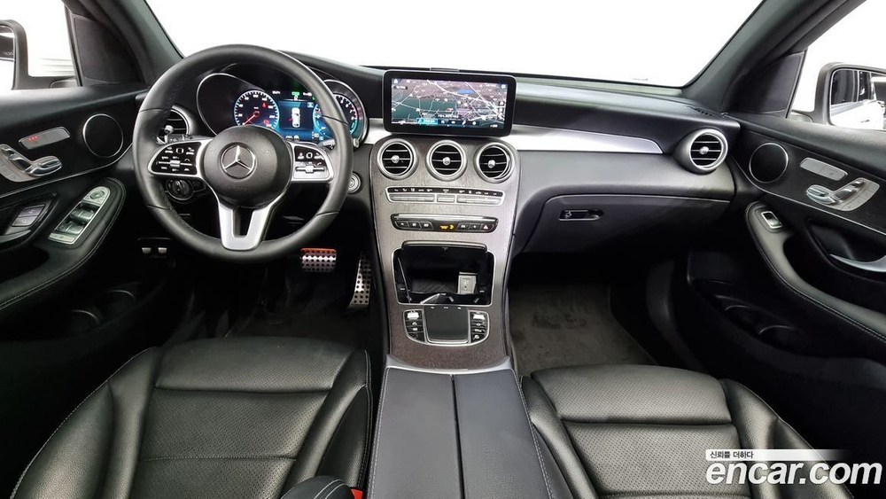 Mercedes-Benz GLC-Class X253 GLC300e 4MATIC Coupe (09.2021)