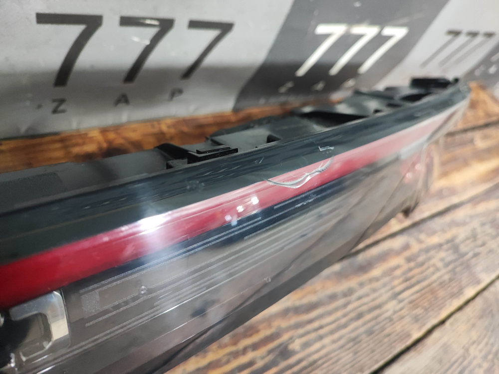 Фонарь задний центральный Jaecoo J8 24-нв Б/У Оригинал 605001088AA