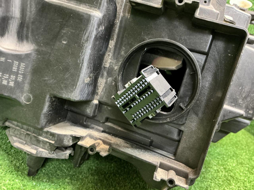 Фара правая BMW 5er G30 (2020-2023) LED