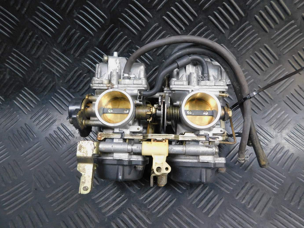 Карбюратор Yamaha TDM850 RN03J 2001