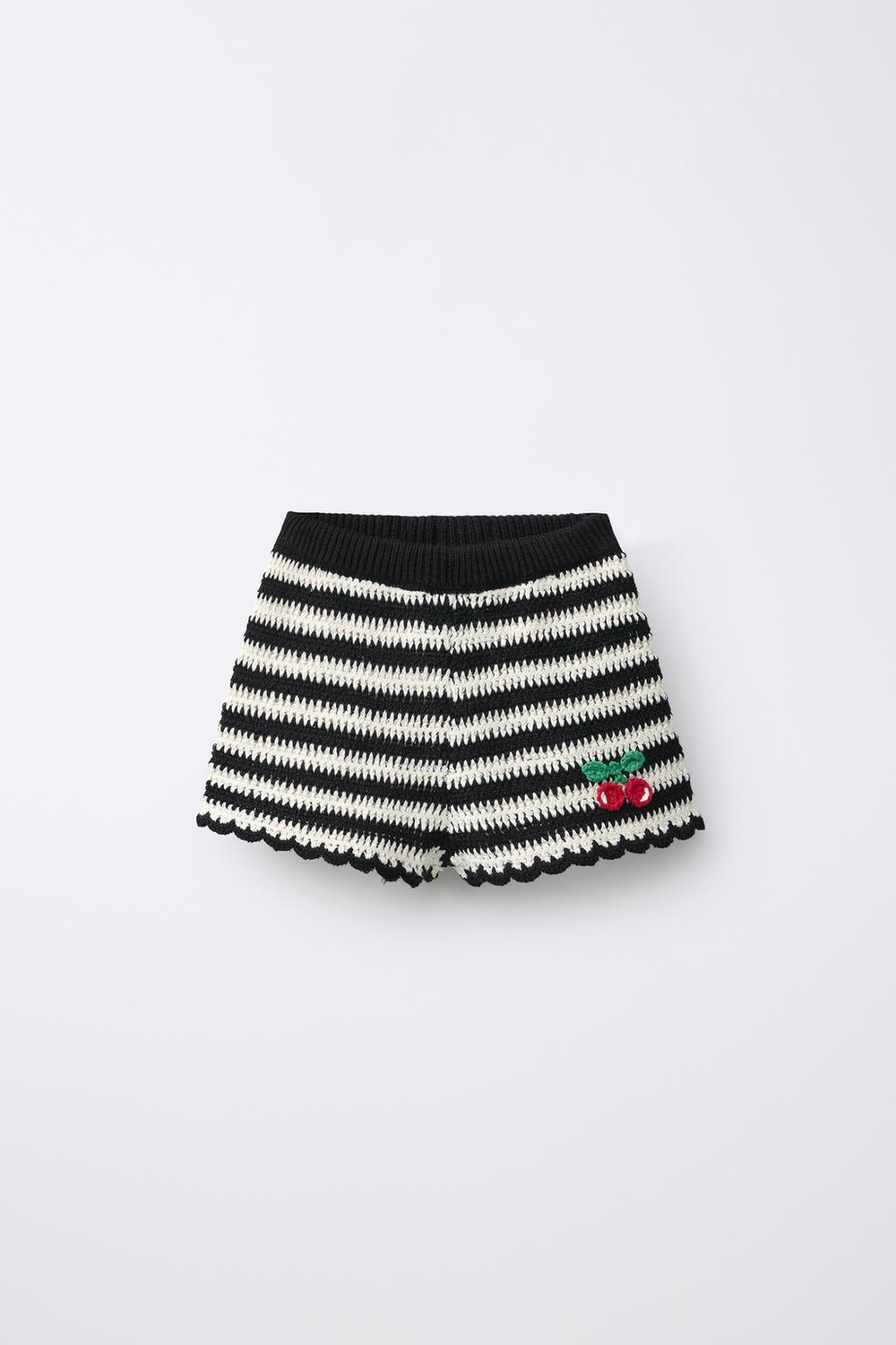ZARA ШОРТЫ ИЗ ВЯЗАНОГО КРЮЧКОМ ПОЛОТНА В ПОЛОСКУ С ВЫШИВКОЙ ВИШЕН, ЭКРЮ/ЧЕРНЫЙ