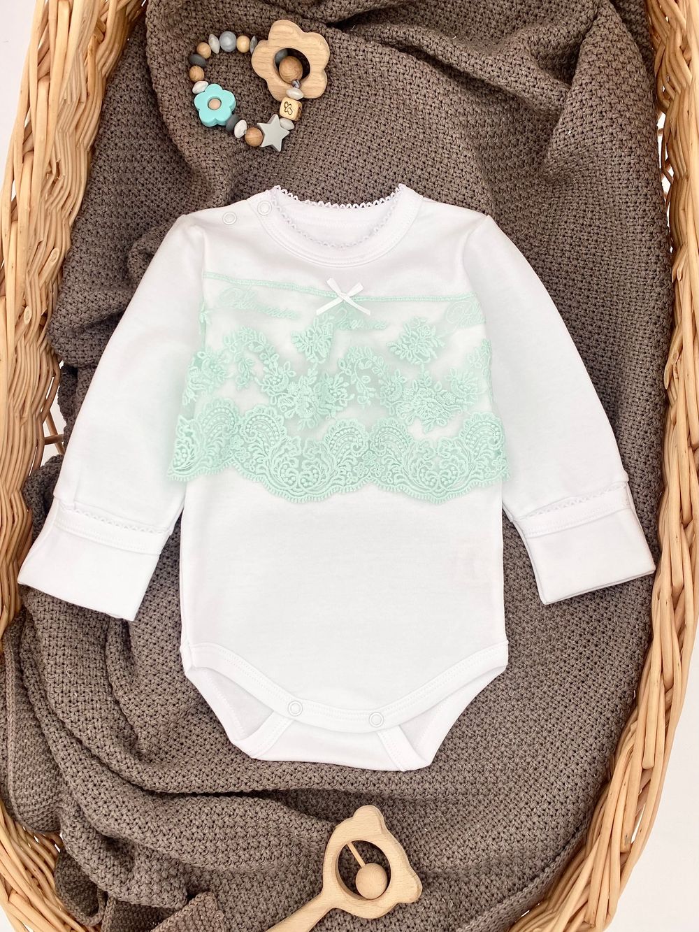 Боди с кружевом