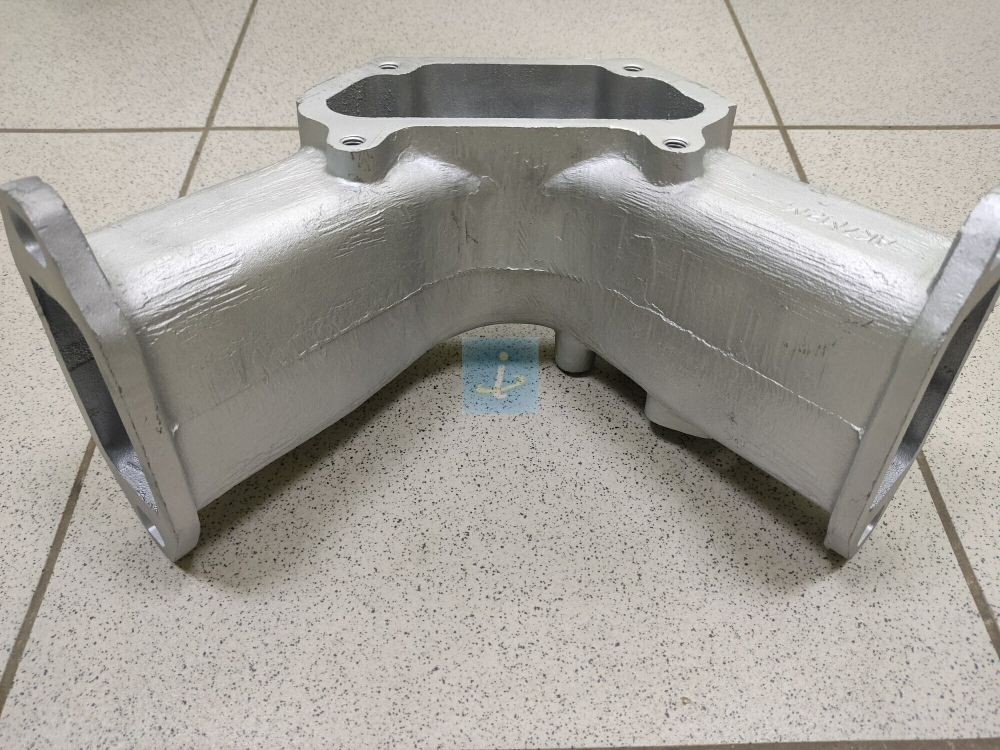 Патрубок соеденительный 238Ф-1115032