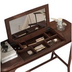 Туалетный столик