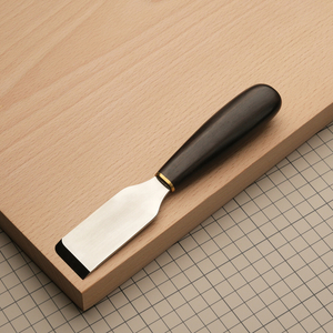 Нож прямой с закругленным уголком для шерфовки и раскроя