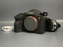 Sony A7 IV 5000 кадров