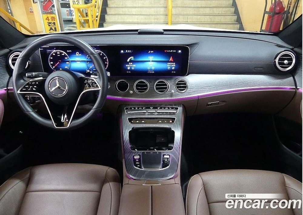 Mercedes-Benz E-Class W213 E350 4MATIC Avangarde (04.2022)