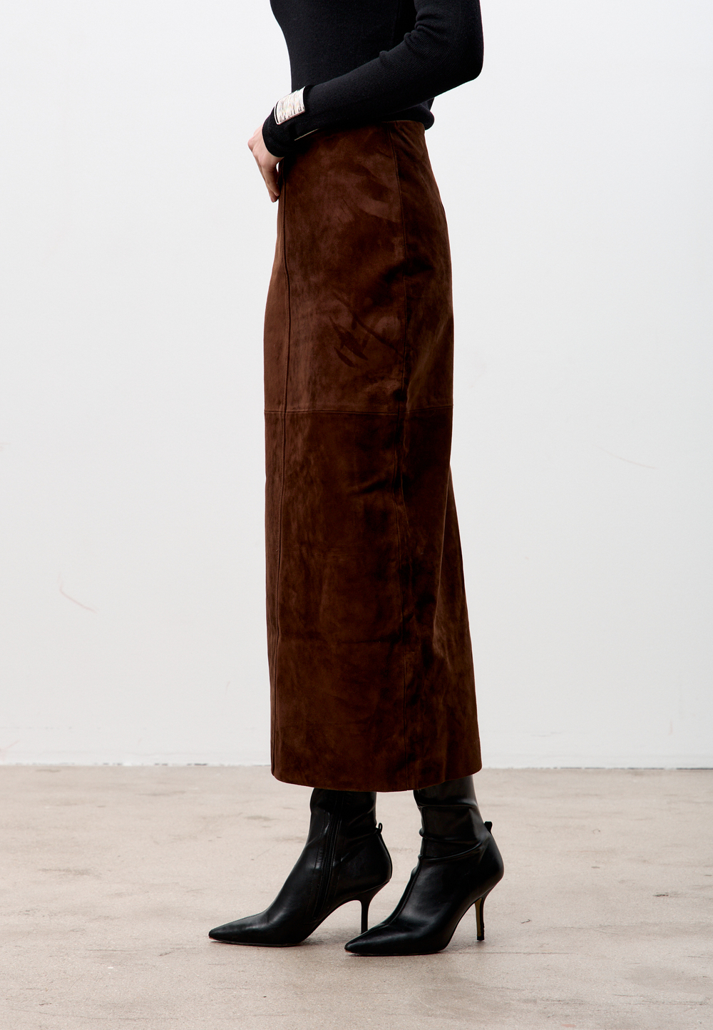 Юбка из натуральной замши