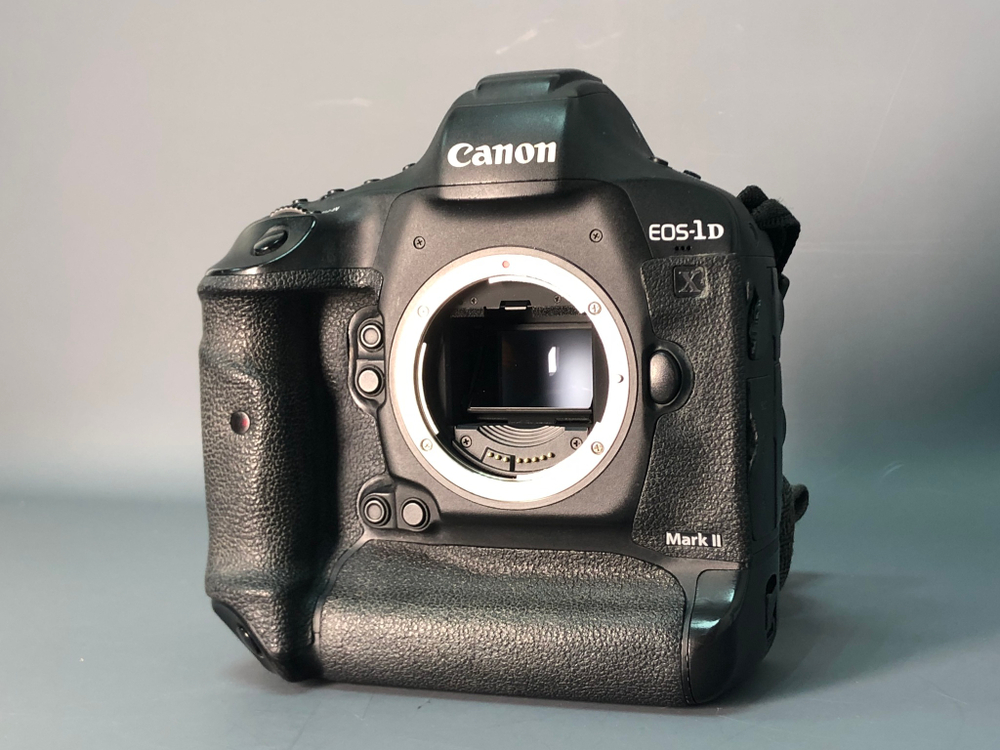 Canon EOS 1D X Mark II 970.000 кадров