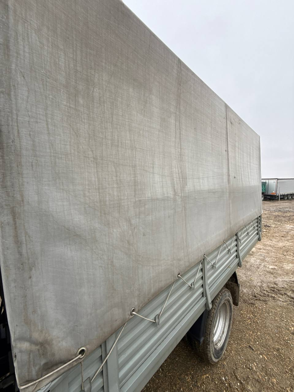 UAZ Profi 236324 (Борт/Тент, Бензиновый, 2,7 л, 150 л.с.)