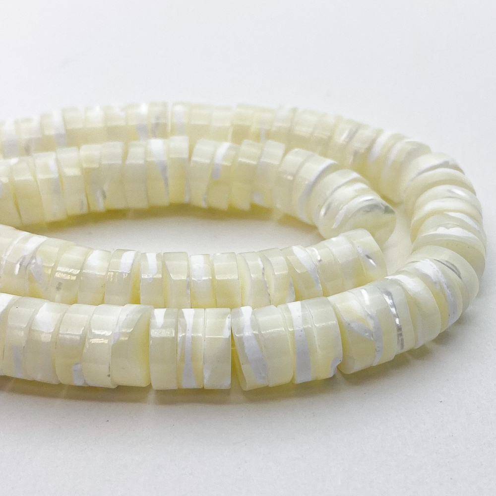 Перламутр, размер около 9*2,5 мм, цена за 10 шт