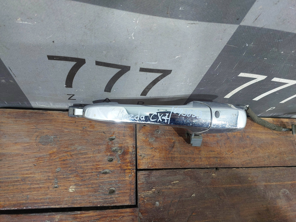 Ручка двери передней правой Mazda CX-7 06-12 Б/У Оригинал EH1458410B
