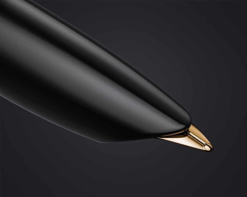 Перьевая ручка и чехол из кожи Parker 51 DELUXE BLACK GT, перо: F, цвет чернил: black, в подарочной упаковке.