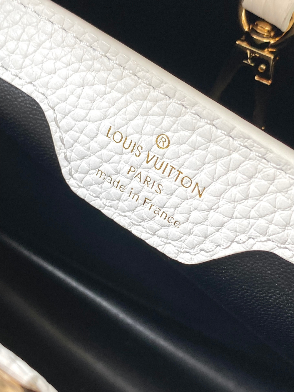 Louis Vuitton Capucines BB