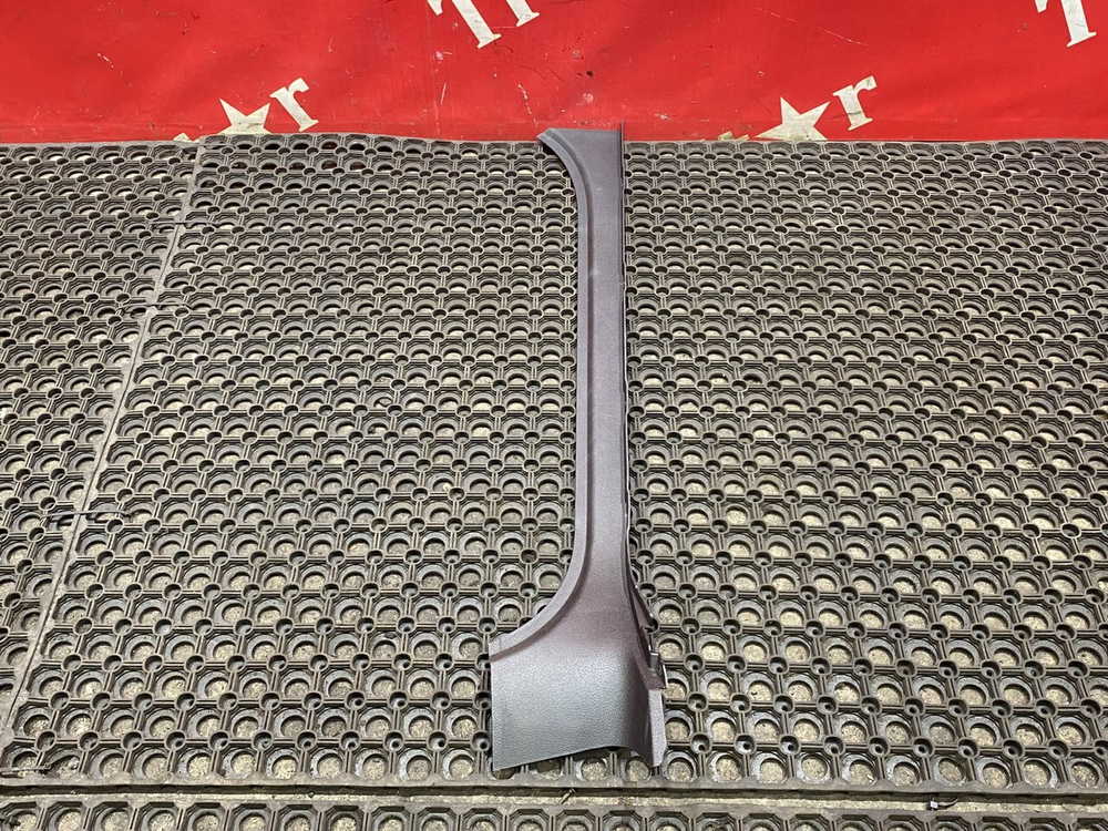 Накладка двери 2023г