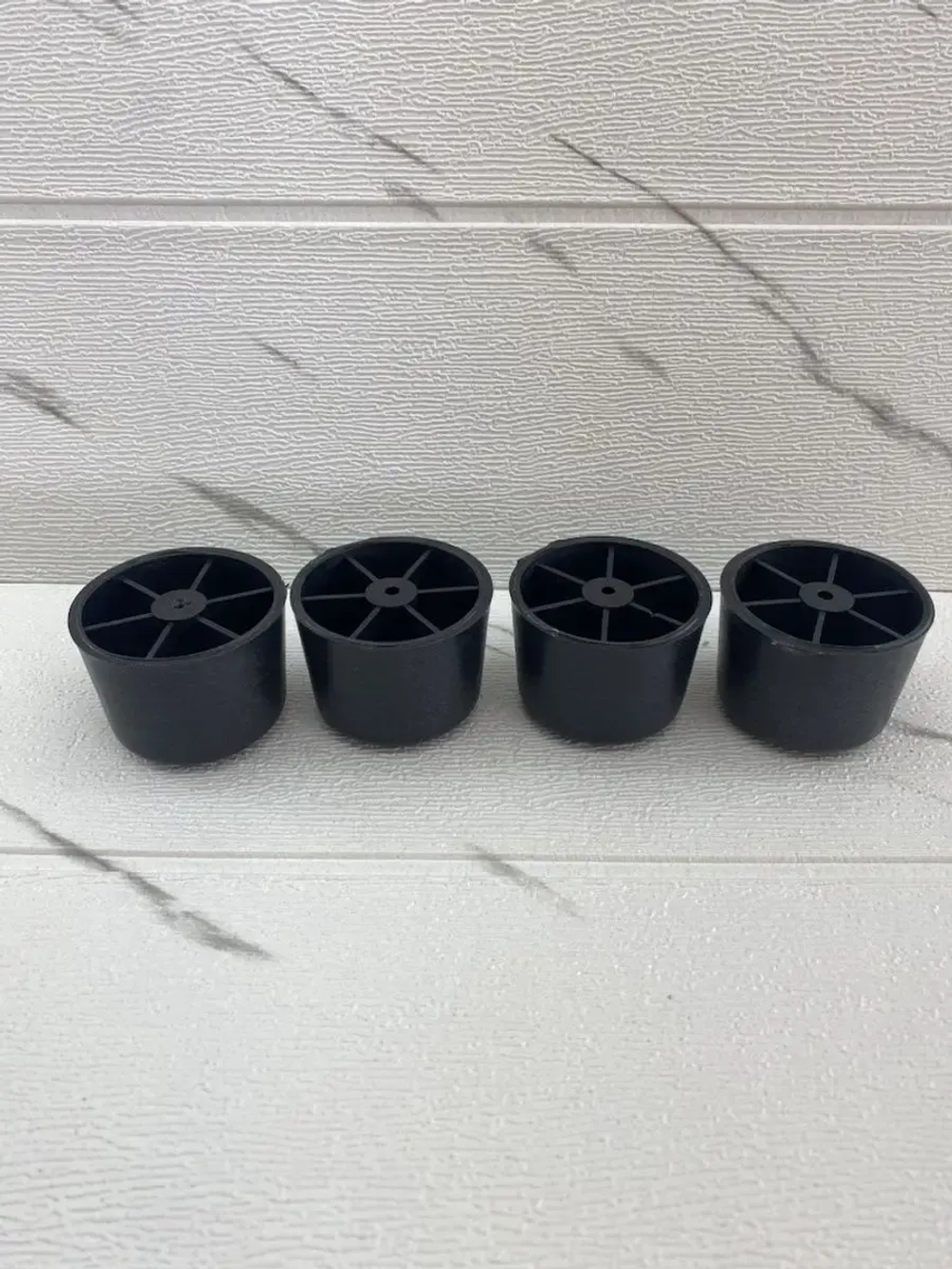 Пластиковые ножки для мебели дивана шкафа тумбочки стола