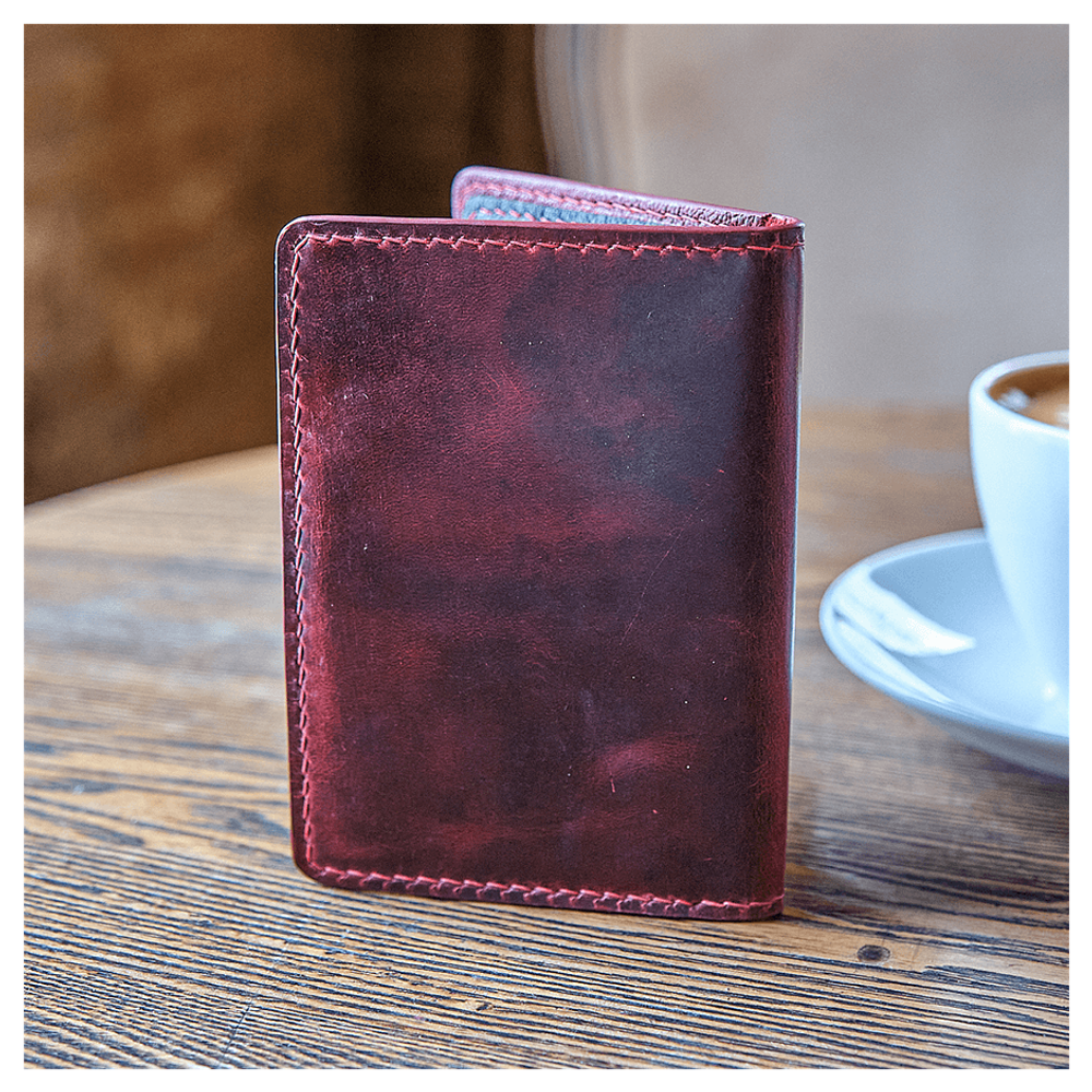 Кожаная обложка на паспорт «Шаманка» (фигура)