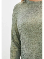 Блузка нарядная блестящая