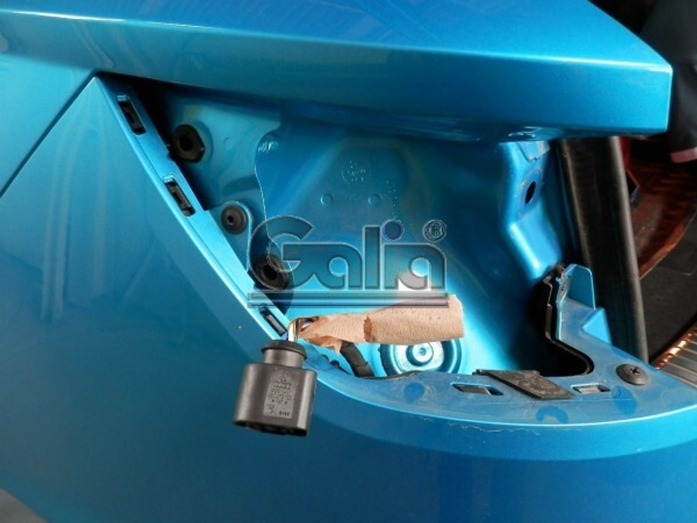 Фаркоп оцинкованный Galia S108A для SEAT Leon ST универсал 2013-(паспорт и сертификат в комплекте)(без электрики)