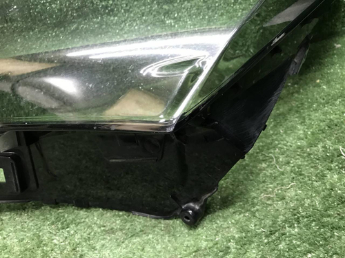 Стекло фары левое Lexus RX 4 (2015-2019)