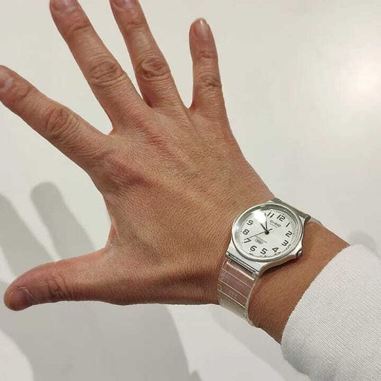 Наручные часы Casio MQ-24S-7BEF