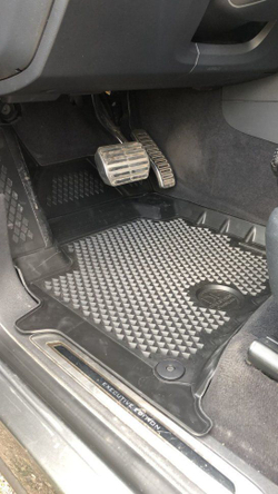 Коврики EVA 3D для Volkswagen Tuareg ll 2010-18 c 4-х зонным климатом/Porsche Cayenne ll 2010-18 Delform Premium EVS-1507