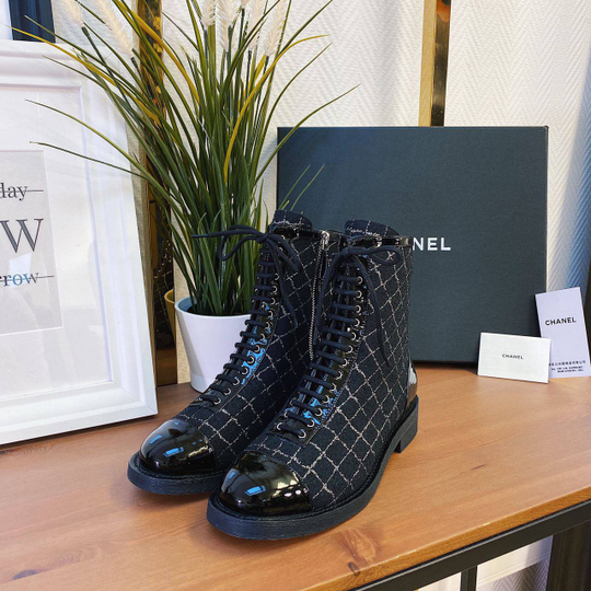 Chanel Кожаные ботинки