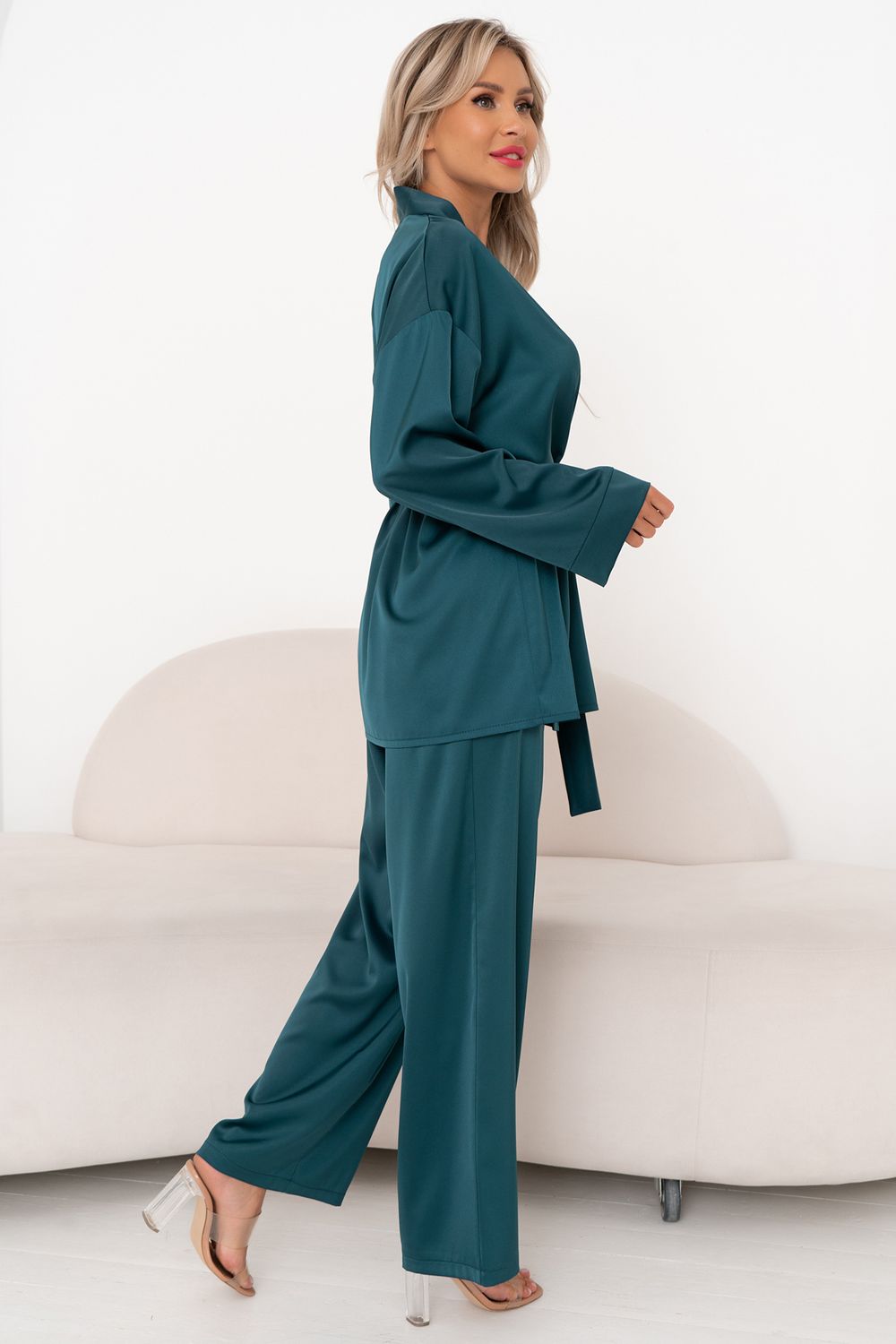 Костюм брючный (изумруд) К11-84/2 Nikol