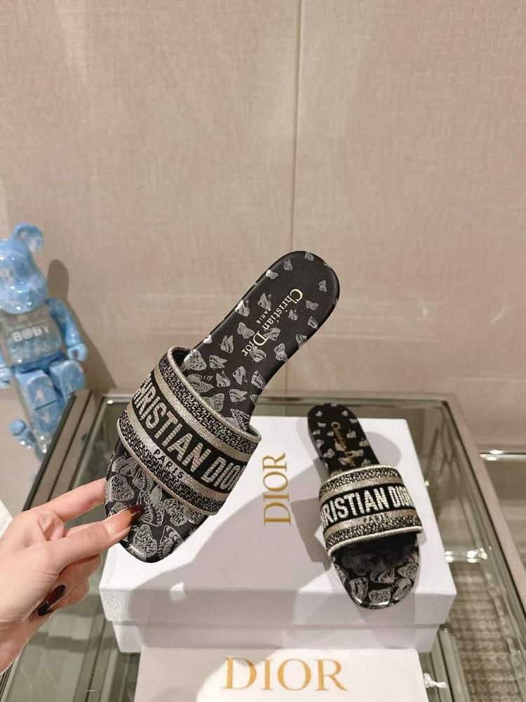 Шлепанцы Hermes