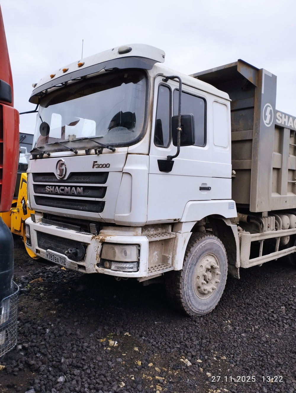 Shacman (Shaanxi) SX* 6x4 Самосвал SX3258DR384 (Дизельный, 9,7 л, 329 л.с., МТ)