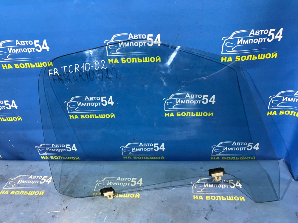 Стекло двери передней правой TOYOTA ESTIMA 1999